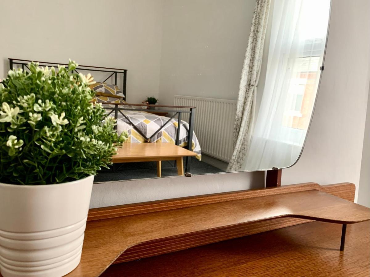 Kimberley  Contemporary 2 Bedroom Victorian Town House - Sleeps Up To 6 מראה חיצוני תמונה