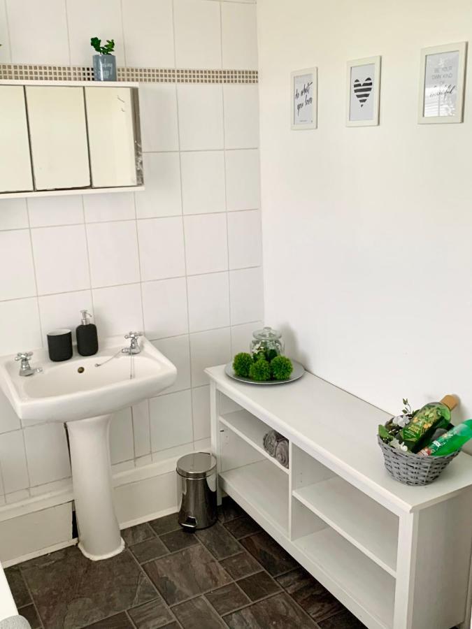 Kimberley  Contemporary 2 Bedroom Victorian Town House - Sleeps Up To 6 מראה חיצוני תמונה