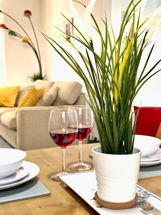 Kimberley  Contemporary 2 Bedroom Victorian Town House - Sleeps Up To 6 מראה חיצוני תמונה