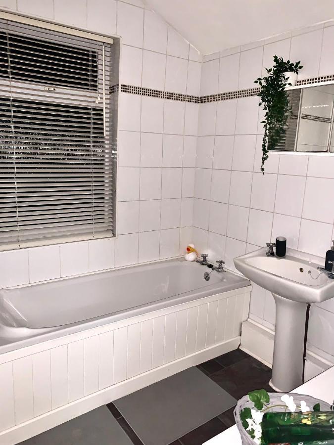 Kimberley  Contemporary 2 Bedroom Victorian Town House - Sleeps Up To 6 מראה חיצוני תמונה